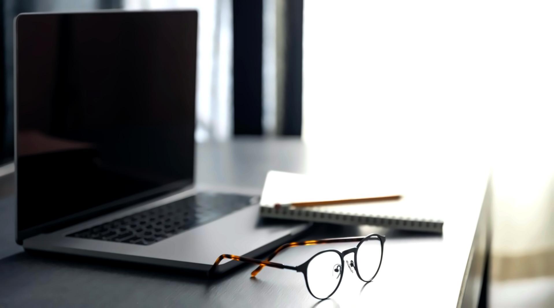 Praktische Arbeit mit Finanzanalyse-Tools im Lernprogramm